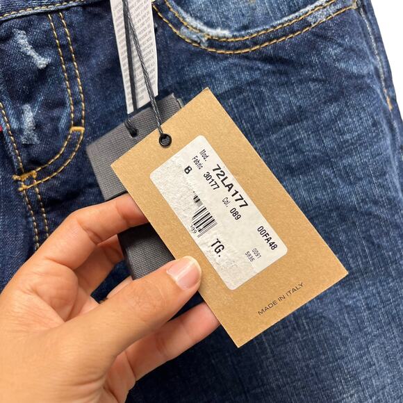 NWT Dsquared2 Flare Leg Jeans Women’s Size 38 (2 US) - Picture 4 of 11